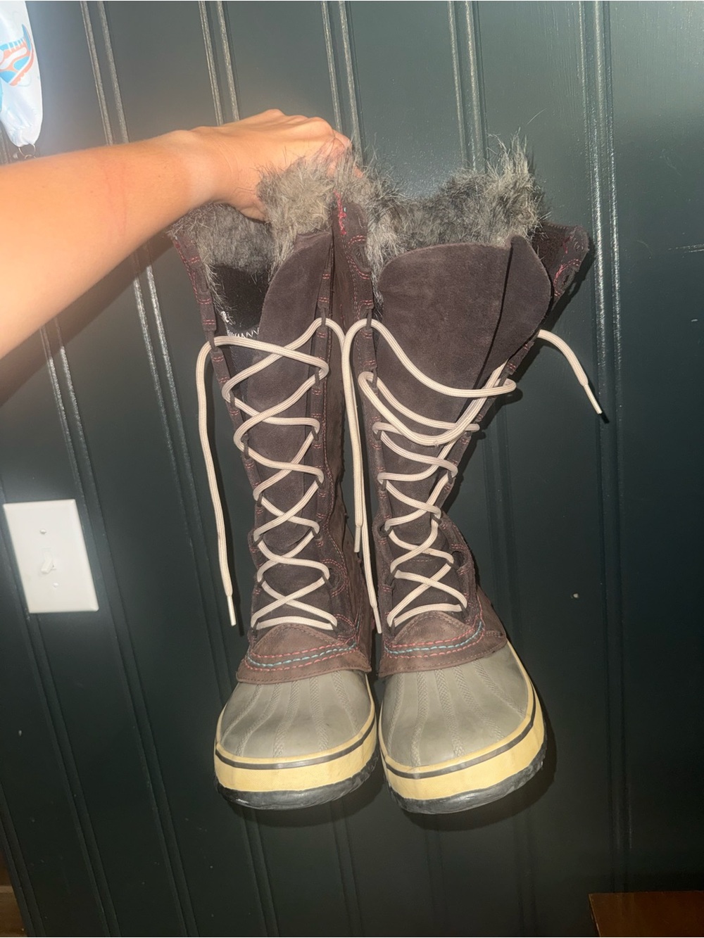 Sorel women’s winter boots 
Cate the great